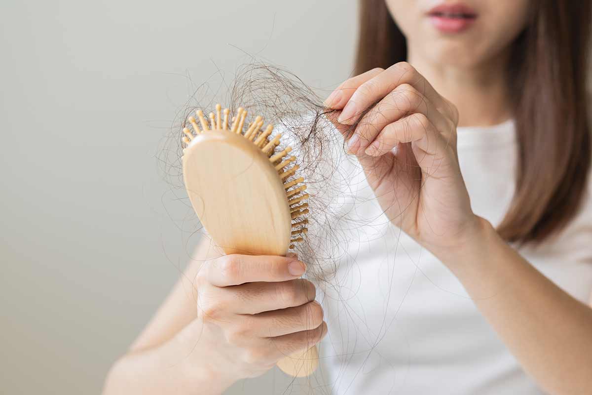 pulire la tua spazzola per capelli