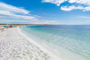 Mari Ermi: spiaggia in Sardegna