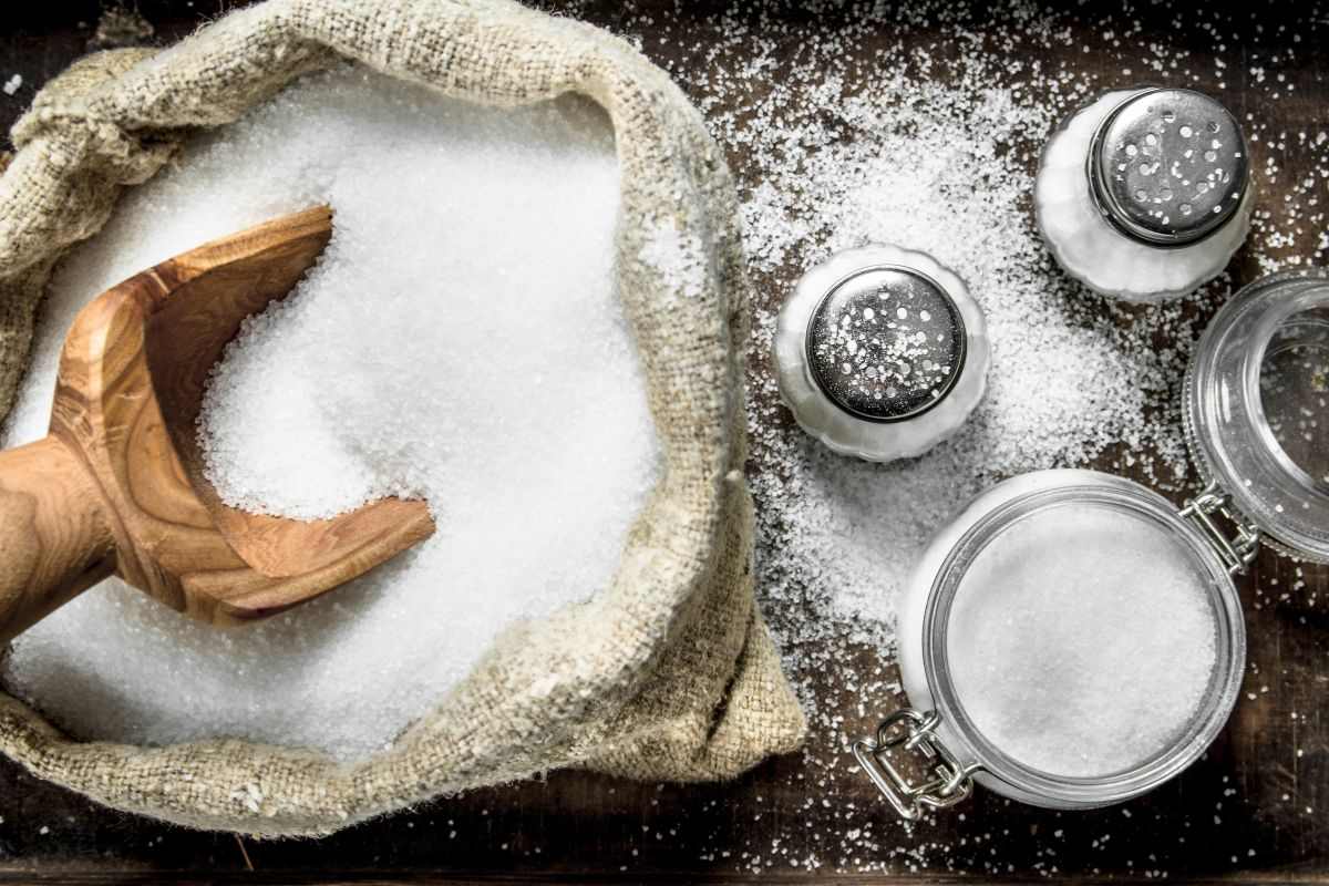 Idee e trucchi con il sale