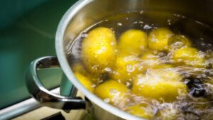 perché non devi buttare l'acqua di cottura