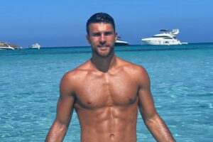 Chi è Flavio Ubirti di Temptation Island 2025: il pubblico lo vuole già sul trono di Maria