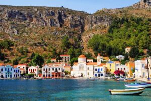 La Grecia che non ti aspetti: le isole meno turistiche ma più affascinanti di luglio