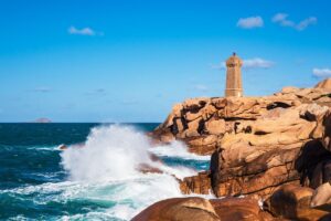 Bretagna in estate: vento, scogliere e crêpes a due passi dal mare