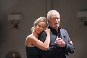 Eric sorprende la famiglia, R.J. e Luna si avvicinano: Beautiful al 20 settembre